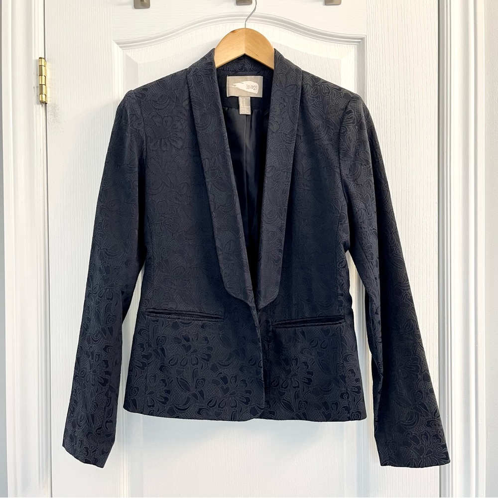 Forever 21 Navy Blazer with Floral Design. Size Small.